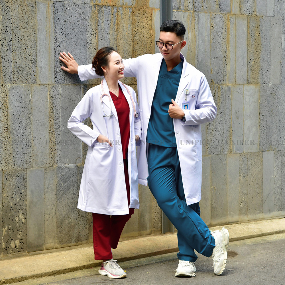 Trang phục Scrubs cao cấp cho Nam tại Beta Medical